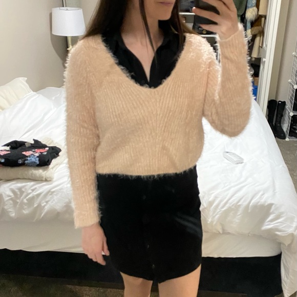 Set of 2 fuzzy sweaters - Picture 4 of 11